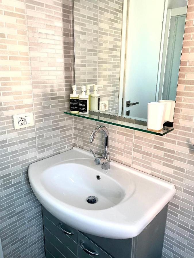 Monolocale Con Terrazzo Alle Porte Di Milano Брессо Экстерьер фото