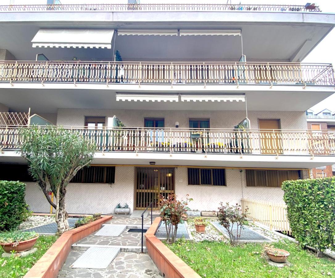 Monolocale Con Terrazzo Alle Porte Di Milano Брессо Экстерьер фото